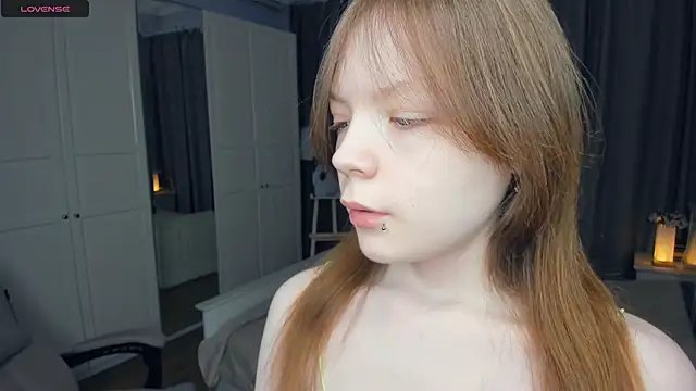 LavenderMitten online show from 04-07-26, 06:03