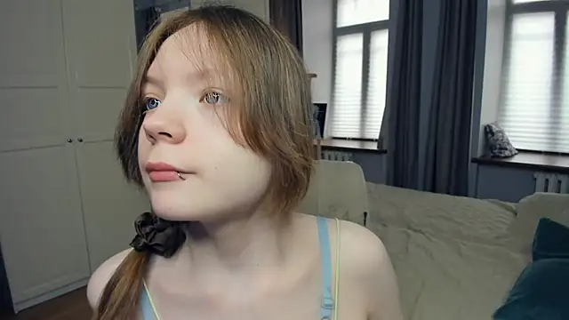 LavenderMitten online show from 04-27-26, 06:22