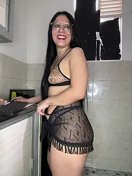 Snapshot of samanta_big_ass_ chatting on 06-12-26, 12:04 samanta big ass online show from 06-12-26, 12:04