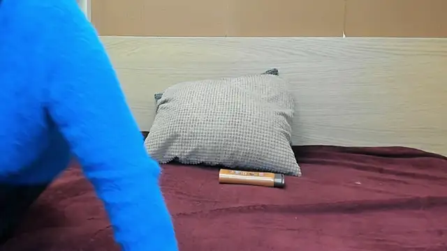 PinkyTwerkyX online show from 11-20-25, 10:37