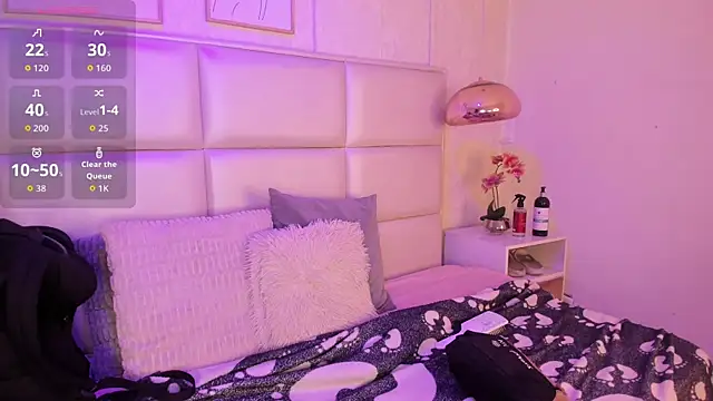 Xara u online show from 04-23-26, 08:11