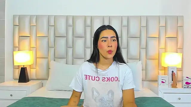 paola katy dicks online show from 11-01-25, 01:24