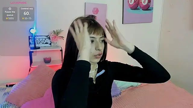 AnnyCotton online show from 06-11-26, 07:34
