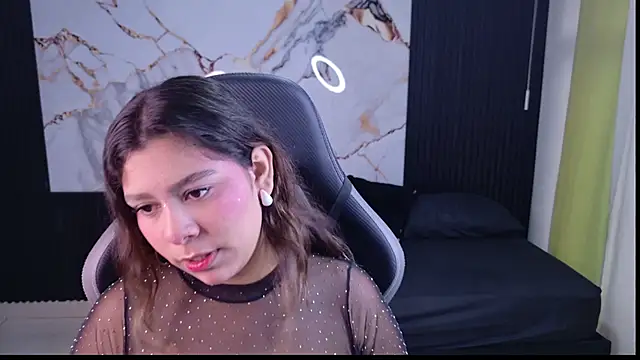 Sophie19   online show from 04-01-26, 11:33