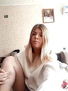 Snapshot of EvaTallor chatting on 03-04-26, 07:58 EvaTallor online show from 03-04-26, 07:58