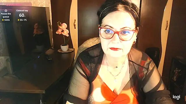 exiMIlf online show from 06-10-26, 05:56