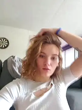 sweetsophie69 online show from 03-31-26, 10:59