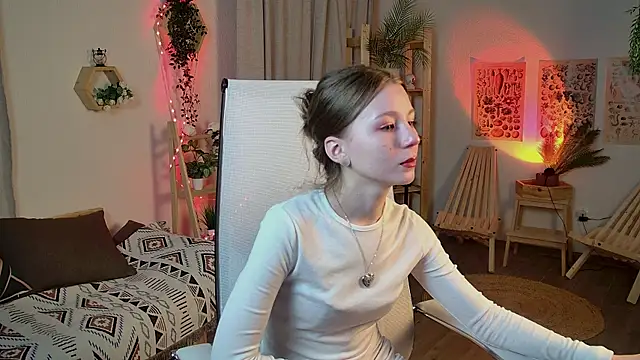 ElliFrankenweenie online show from 04-11-26, 06:18