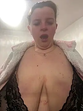 Laura-Loveyou online show from 02-27-26, 06:08