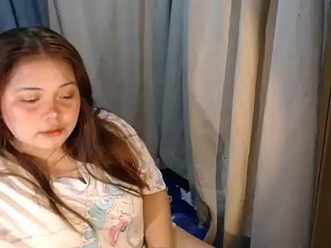 xia xoxo  online show from 04-28-26, 12:31