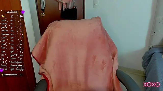 Snapshot of GoonetteMessy chatting on 03-10-26, 10:59 GoonetteMessy online show from 03-10-26, 10:59