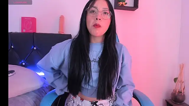  Mia kiss  online show from 04-07-26, 11:59