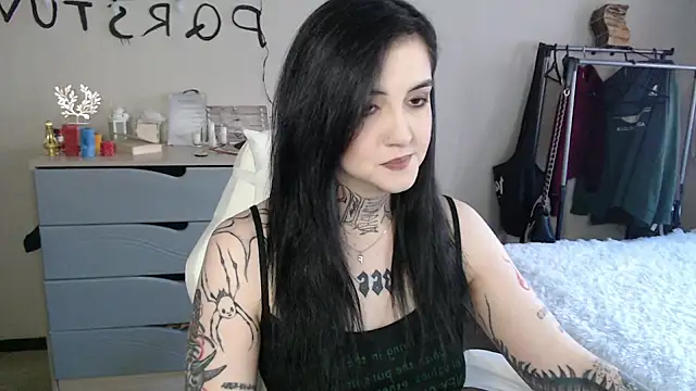 Rin Tozier online show from 05-06-26, 01:25