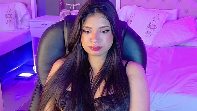 Snapshot of Hana_Stone chatting on 02-25-26, 03:32 Hana Stone online show from 02-25-26, 03:32