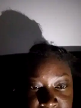 Snapshot of anghelina2000 chatting on 02-13-26, 02:07 anghelina2000 online show from 02-13-26, 02:07