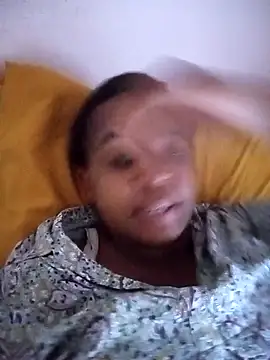 SexyElodie01 online show from 03-17-26, 02:53