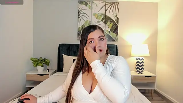 Snapshot of AgathaBloom_ chatting on 02-25-26, 12:48 AgathaBloom online show from 02-25-26, 12:48