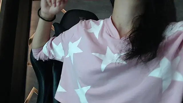 Snapshot of SinLickerr chatting on 03-03-26, 08:04 SinLickerr online show from 03-03-26, 08:04