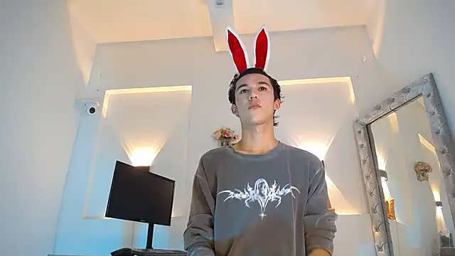 jullian ricci online show from 04-22-26, 08:32