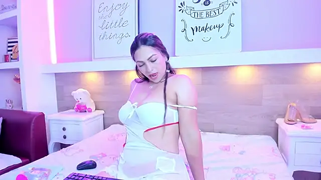 ZoeMoon-1 online show from 03-10-26, 08:14