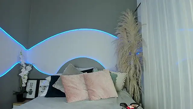 Bliis  online show from 02-18-26, 11:50