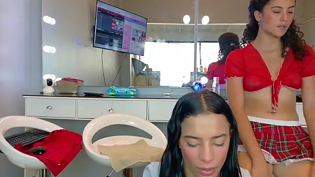 valeriamia68 online show from 05-01-26, 08:46