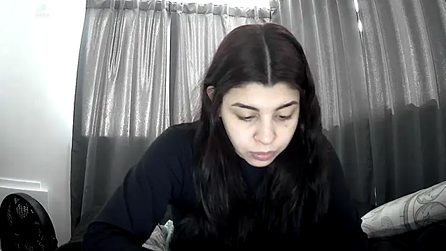 Snapshot of violetazein7 chatting on 05-21-26, 05:42 violetazein7 online show from 05-21-26, 05:42