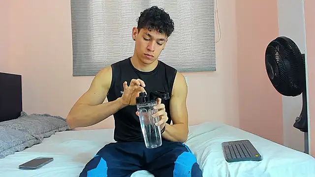 Muscle  Myke online show from 02-24-26, 12:36