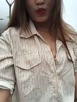 newbaby1 online show from 03-22-26, 09:34