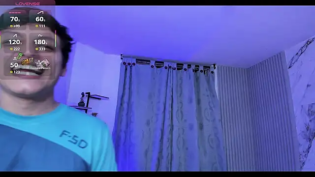 RaiderandRoxie1 online show from 04-22-26, 12:13