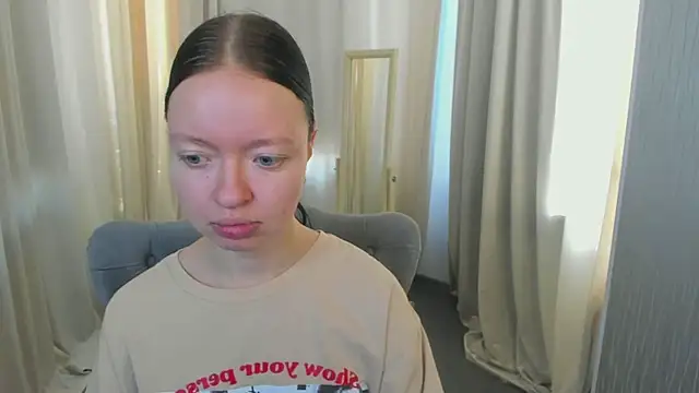 Snapshot of casey_blush chatting on 03-14-26, 07:25 casey blush online show from 03-14-26, 07:25