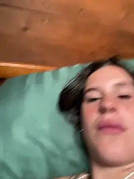 Snapshot of fairy_bell chatting on 03-12-26, 02:29 fairy bell online show from 03-12-26, 02:29