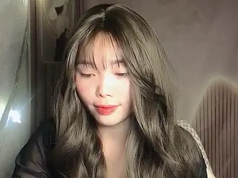 Girl-crazy1 online show from 02-25-26, 08:18