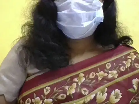 Snapshot of anu-reddyy chatting on 02-25-26, 04:00 anu-reddyy online show from 02-25-26, 04:00