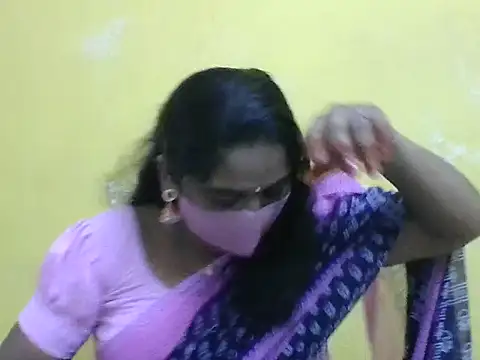 anu-reddyy online show from 03-28-26, 04:12