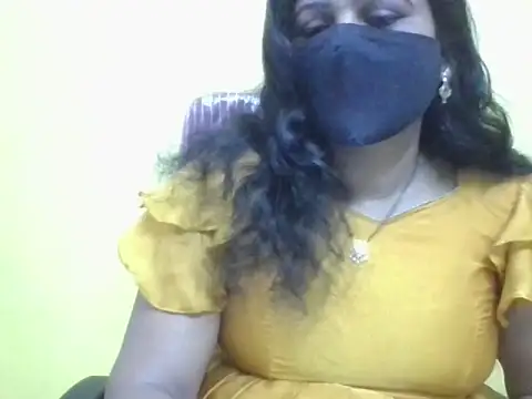 anu-reddyy online show from 06-14-26, 04:58