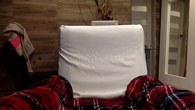 czarnula8 online show from 04-28-26, 08:36