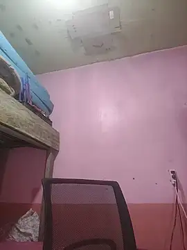 Snapshot of sweety_pie18 chatting on 02-21-26, 10:27 sweety pie18 online show from 02-21-26, 10:27