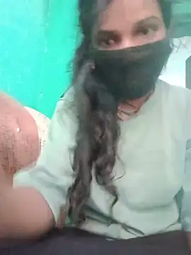 Desi Couple P online show from 06-30-26, 02:12
