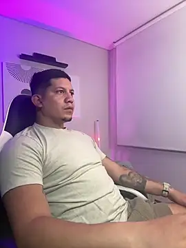  robertobaggioo online show from 04-19-26, 12:59