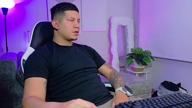  robertobaggioo online show from 05-31-26, 06:42