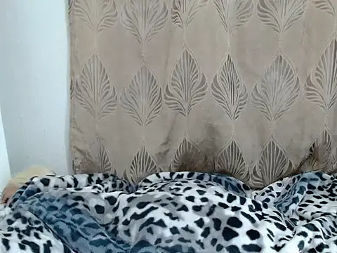 Snapshot of BootyCaramelxx chatting on 02-14-26, 01:46 BootyCaramelxx online show from 02-14-26, 01:46