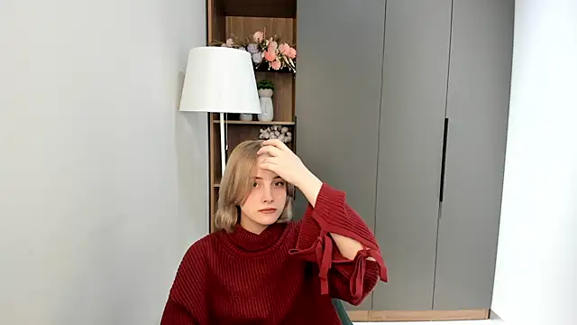 KirstinMcgeady online show from 02-16-26, 07:59