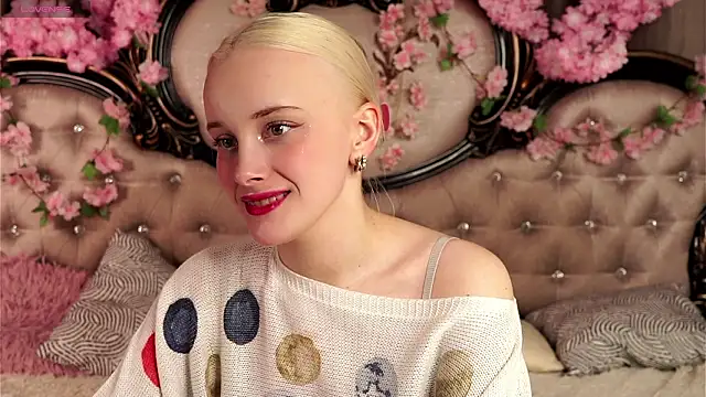 KirstinMcgeady online show from 03-22-26, 11:35