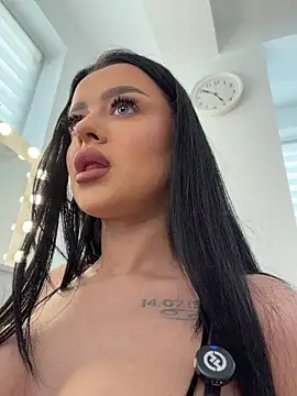 Katty Pery online show from 04-28-26, 01:49