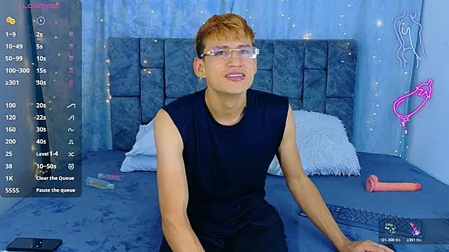 NicolasTorrez online show from 04-28-26, 02:10