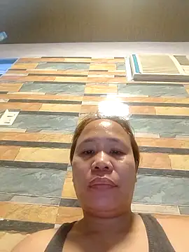 squirtshantal online show from 10-04-25, 04:54