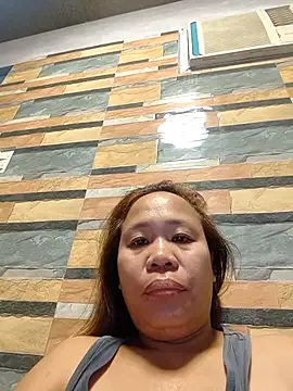 squirtshantal online show from 10-14-25, 03:07