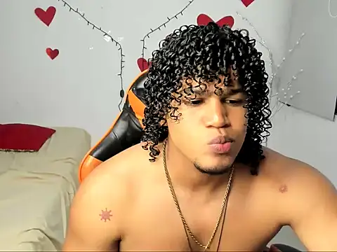 Snapshot of alexj_black_ chatting on 02-26-26, 04:22 alexj black online show from 02-26-26, 04:22