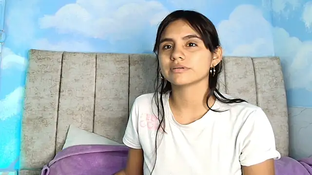 Aliclark online show from 04-25-26, 07:11